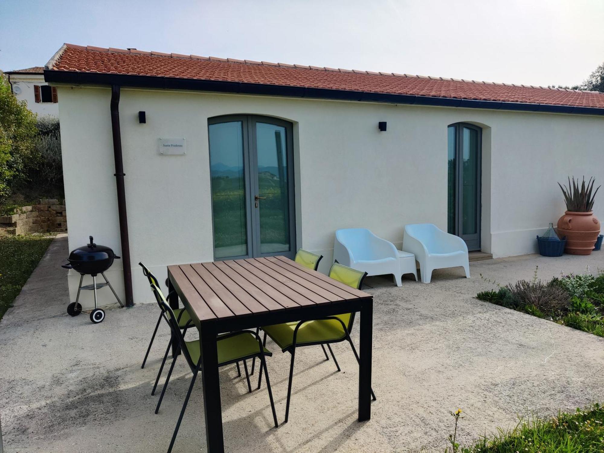 Rustico Del Bozzo Guest House Castelleone di Suasa Exterior photo
